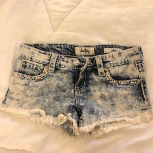 Embellished Jean shorts size 26